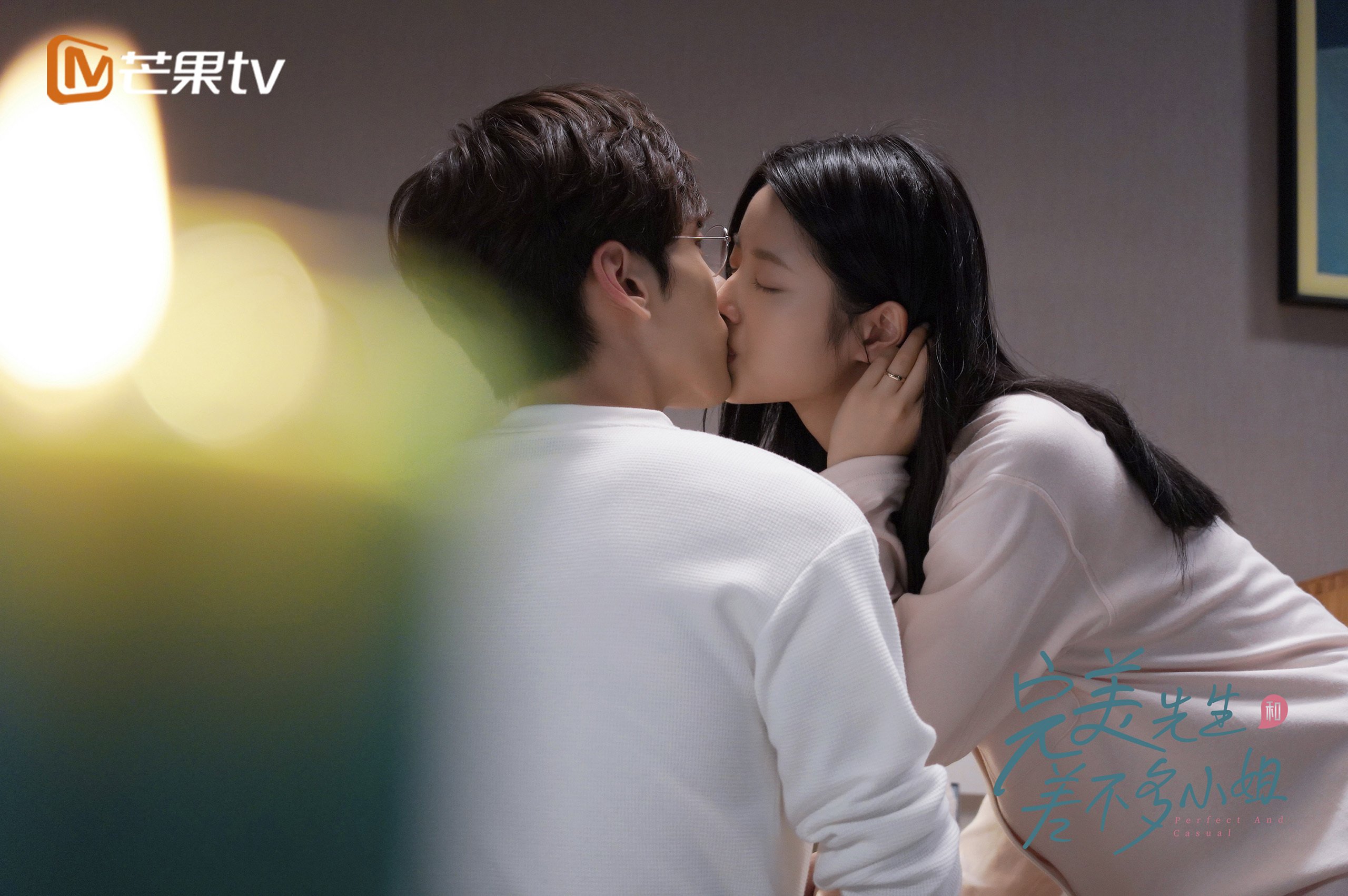 “东部新区缆绳滑水赛事：挑战力与技巧的极致碰撞”