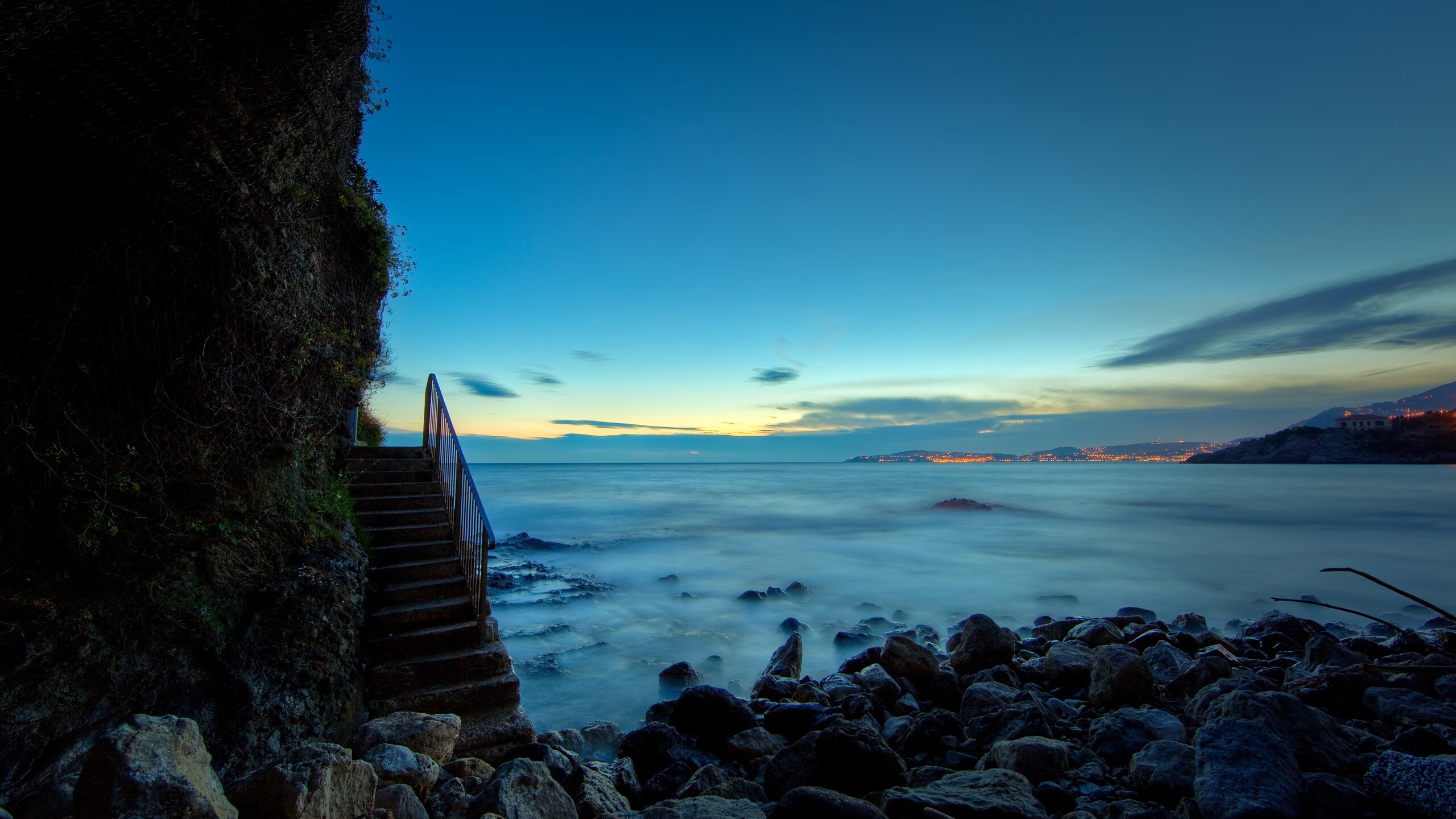 冬季运动推广活动走进小学课堂，小学开展冬季运动会