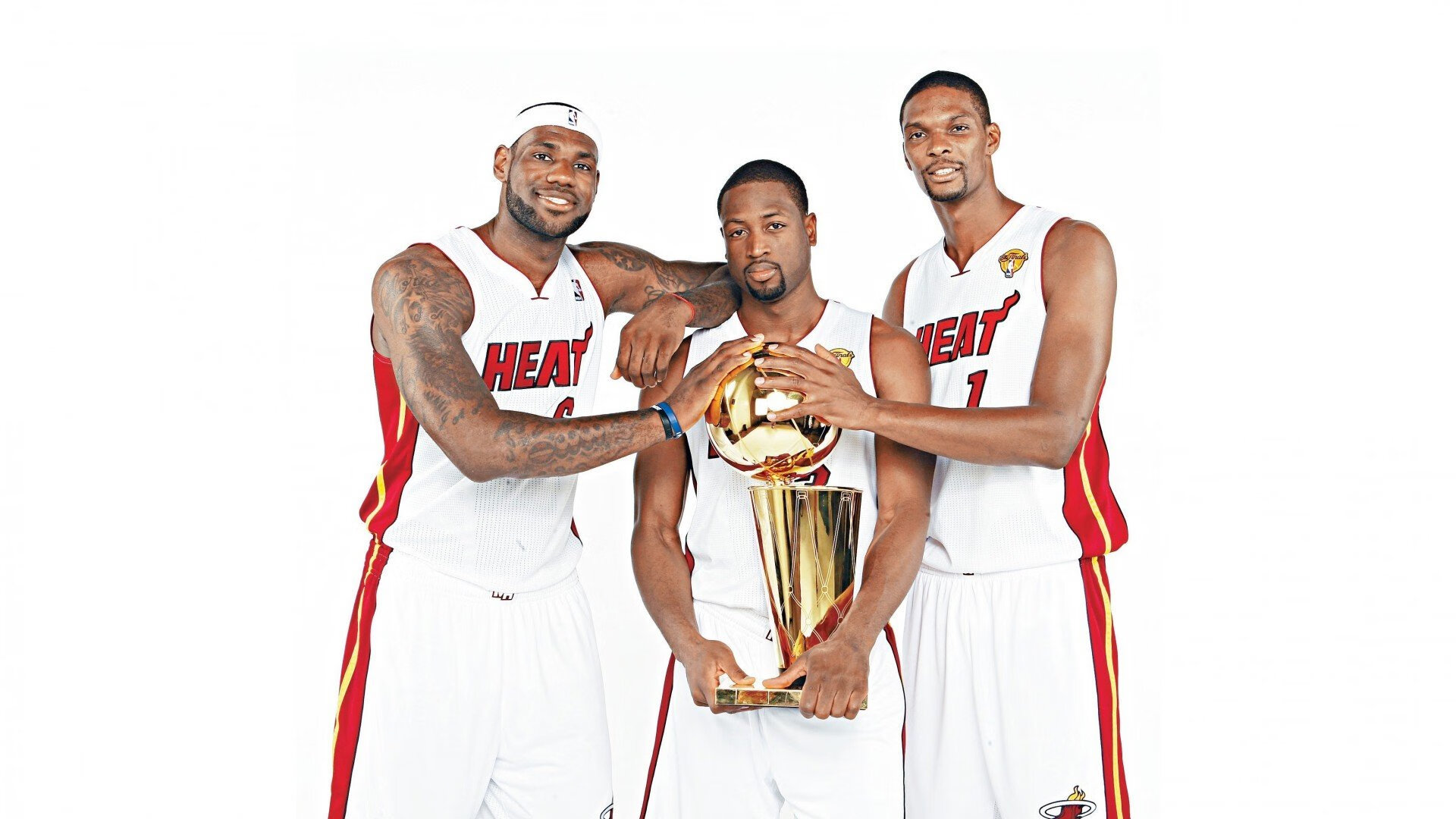 今日 NBA 综述:凯尔特人 3-1 领先 76 人,火箭 2-2 扳平湖人,西部局势极度混乱。